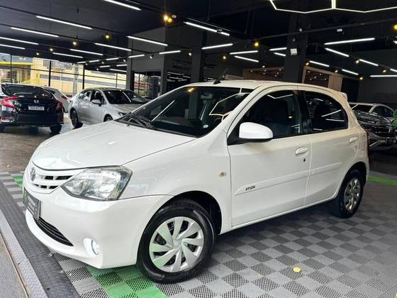 TOYOTA ETIOS 1.5 XS 16V FLEX 4P MANUAL